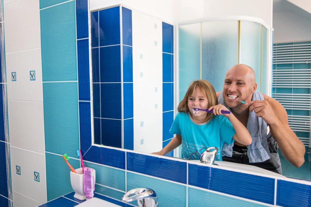 when-should-your-kids-brush-their-own-teeth